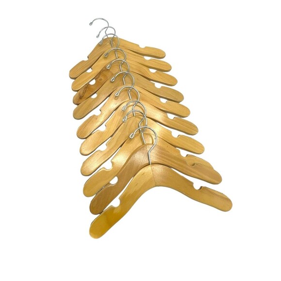 Kids Non-Slip Wood Hangers Set of 10 - Picture 1 of 4
